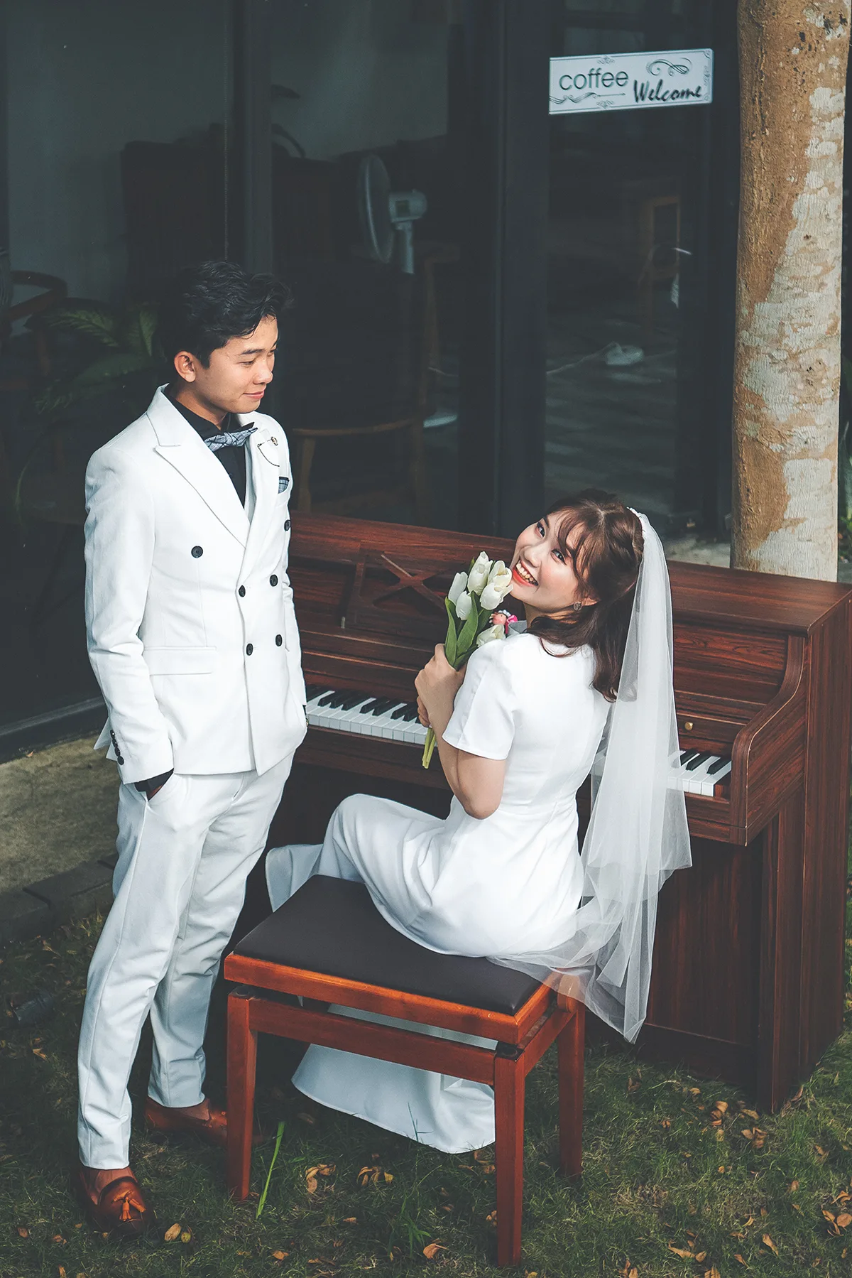 Lớp nhạc Dương Cầm định quán chụp hình cưới